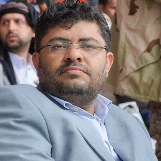 الحوثي يستخدم النازحين دروعا بشرية في صرواح .. وقيادي كبير " اترك الكلام ل سريع "