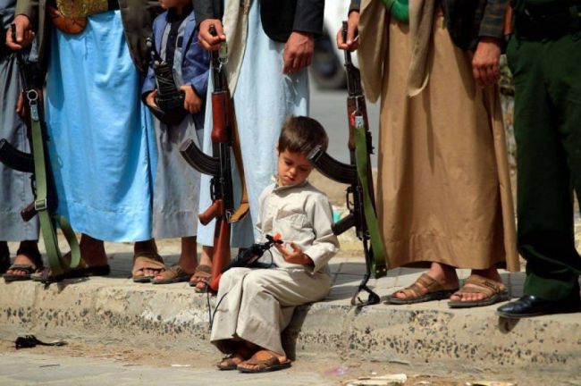 مطالب دولية بمنع تجنيد الأطفال واستغلالهم لأغراض سياسية