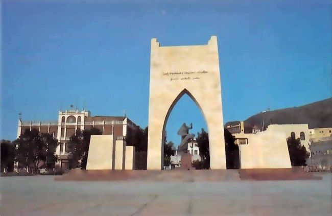 التوجيه باعتقال أطباء استقالوا من عملهم في مستشفى الصداقة بعدن