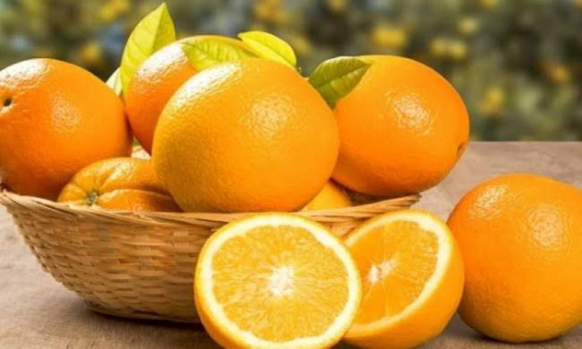 رغم فوائده.. احذر من الإفراط في تناول البرتقال