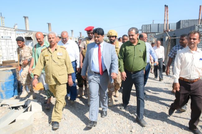 فيديو: وزير الكهرباء الدكتور انور كلشات المهري يقوم بزيارة ميدانية لمحافظة لحج للإطلاع على وضع منظومة الكهرباء في المحافظة