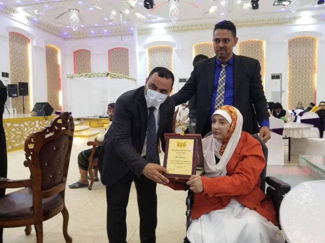 وزارة الشباب والرياضة تكرم منظمات المجتمع المدني والمبادرات العاملة بعدن