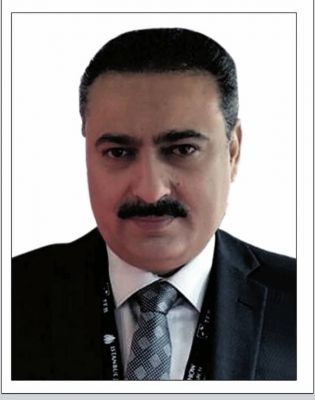 عبدالمجيد العبَّادي بدعم مشستفى حكولة الحكومي بالضالع بأجهزة طبية حديثة تقدر قيمتها بأكثر من مائة مليون ريال