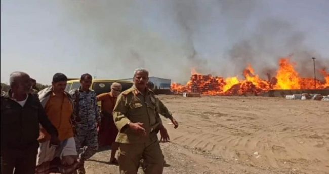 محافظ لحج يشكل لجنة تحقيق في حريق حوش مستثمر ومنازل مواطنين