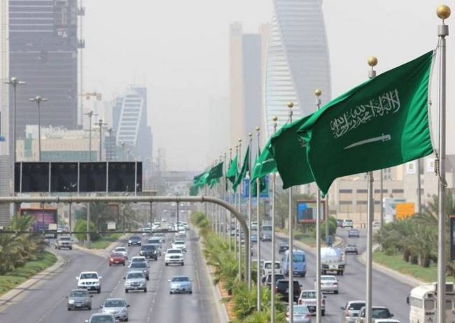 السعودية تطيح بمسؤولين بارزين من منصبهما الكبير لهدا السبب !