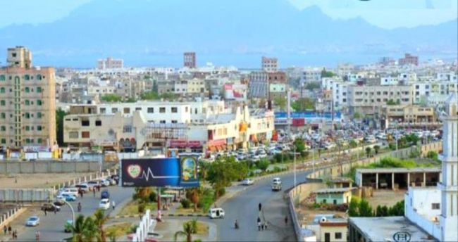 تعرف على الوزراء الذين عادوا إلى العاصمة المؤقتة عدن