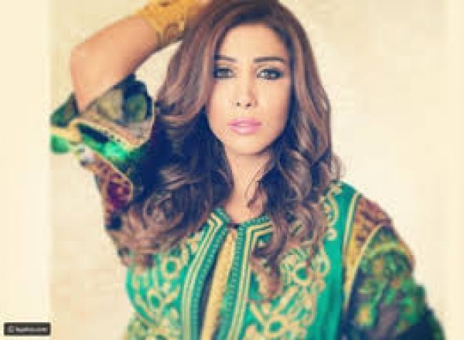 الفنانة اليمنية أروى تكشف لجمهورها : زوجي ضربني وشوه وجهي " شاهد صور "