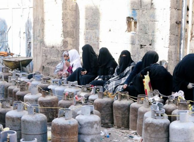 الحوثي يتبع سياسة الدعم مقابل الغاز