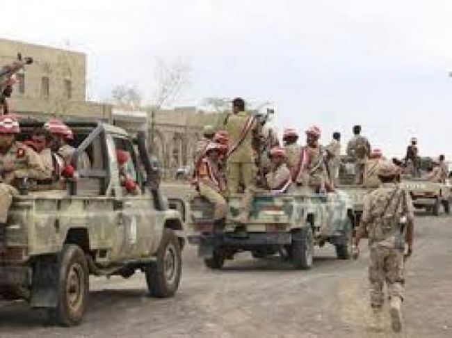 عاجل : دبابات الشرعية تغادر حضرموت لمواجه الحوثي لاول مرة