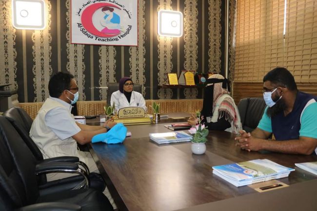 مسؤول قسم الصحة لليونيسف  يزور مستشفى الصداقة التعليمي العام في عدن