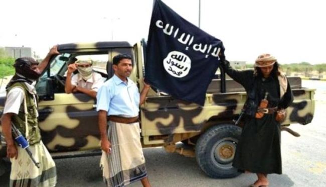 صحيفة: "أنصار الشريعة" و"القاعدة".. وجهان لإرهاب واحد يفتك باليمن