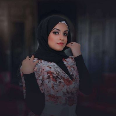 الفنانة اليمنية فاطمة مثنى تبهر المصريين في مسرح سيد درويش