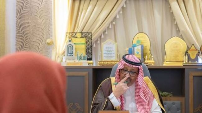 السعودية..الأمير حسام بن سعود بن عبد العزيز ردود يتثير تفاعلا برده على امرأة مديونة بمبلغ كبير