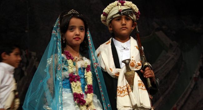 يمني يتزوج طفلة أصغر منه بـ 63 ســـــنة .. صورة