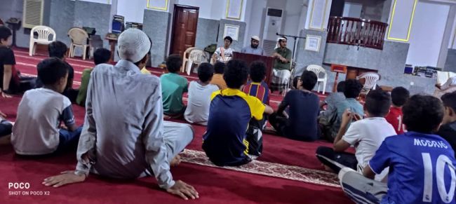 اليمن.. مساجد عدن محفوفة بأجواء روحانية في رمضان
