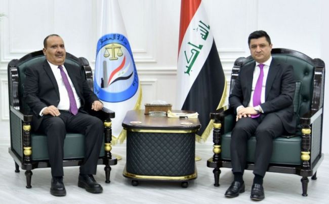 مرمش يبحث مع وزير العدل العراقي اطلاق المعتقلين اليمنيين