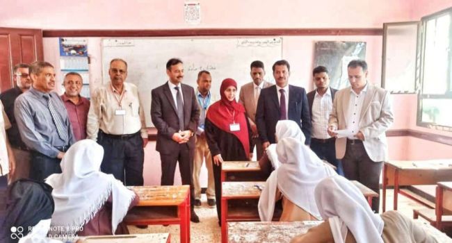 انتشار أسئلة الامتحانات الوزارية في عدن على النت بعد ربع ساعة من بدء الامتحانات