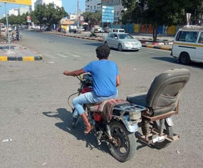 عدن : المنصورة تحظر حركة الدراجات النارية ذات العجلات الثلاث